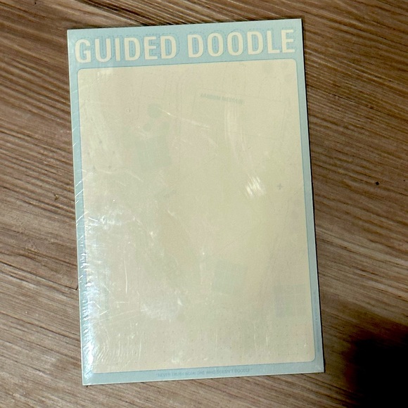 NEW/UNOPENED KNOCK KNOCK GUIDED DOODLE PAD - Picture 1 of 3